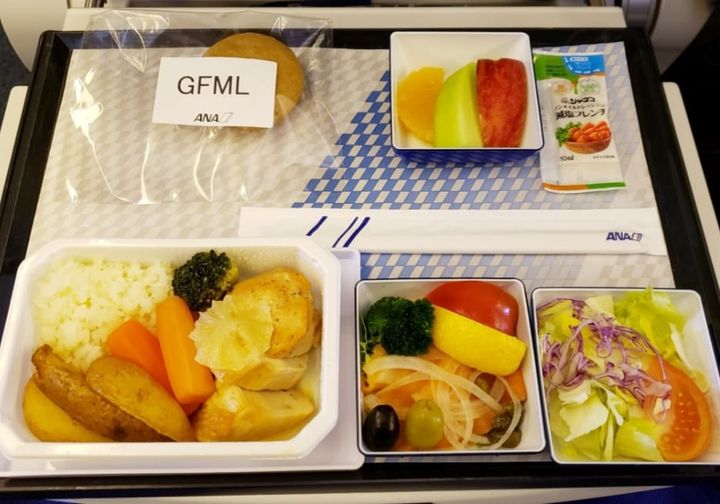 A e dinit se shumë linja ajrore ofrojnë ushqime pa gluten?